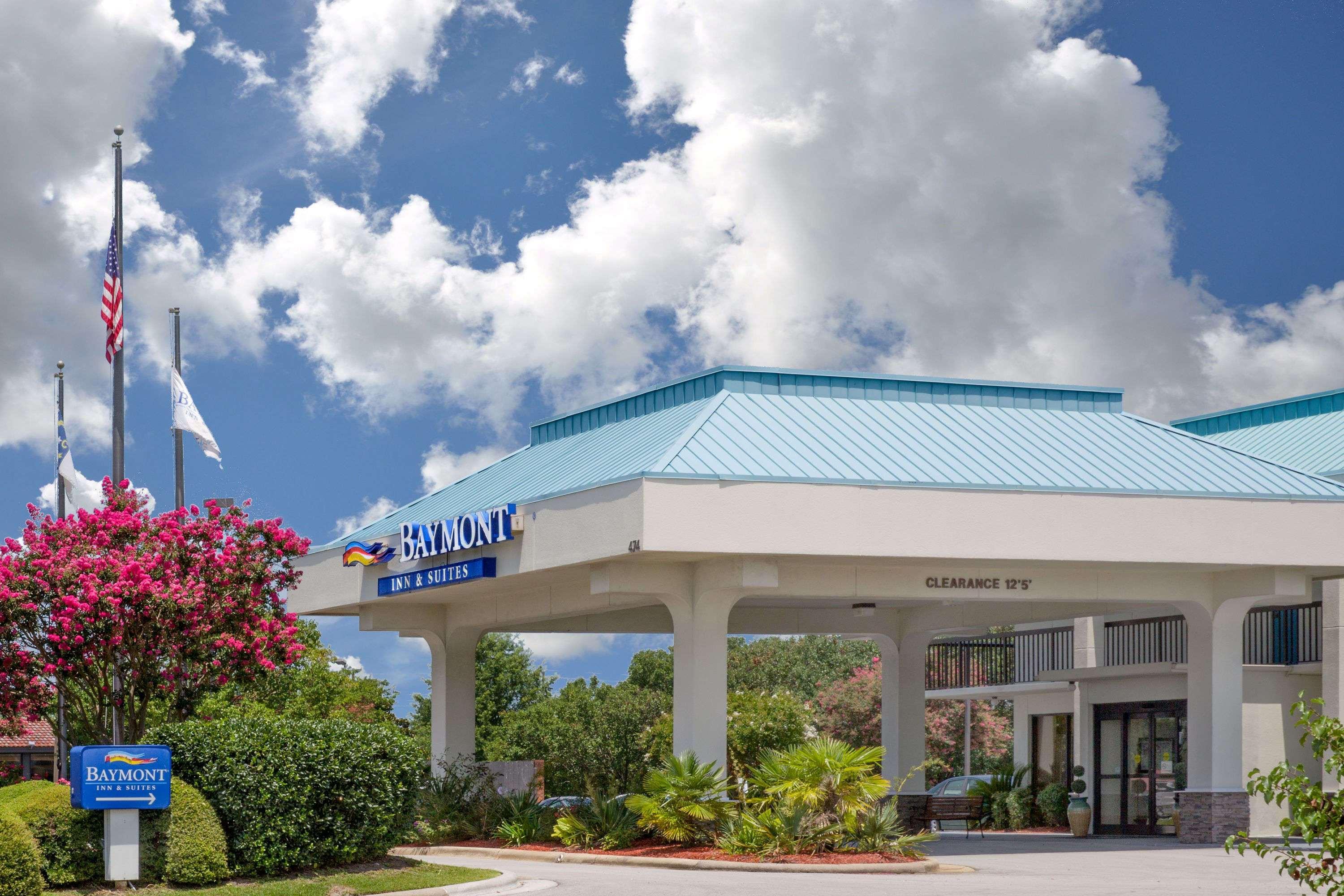 Baymont By Wyndham Camp Lejeune Jacksonville Exterior photo