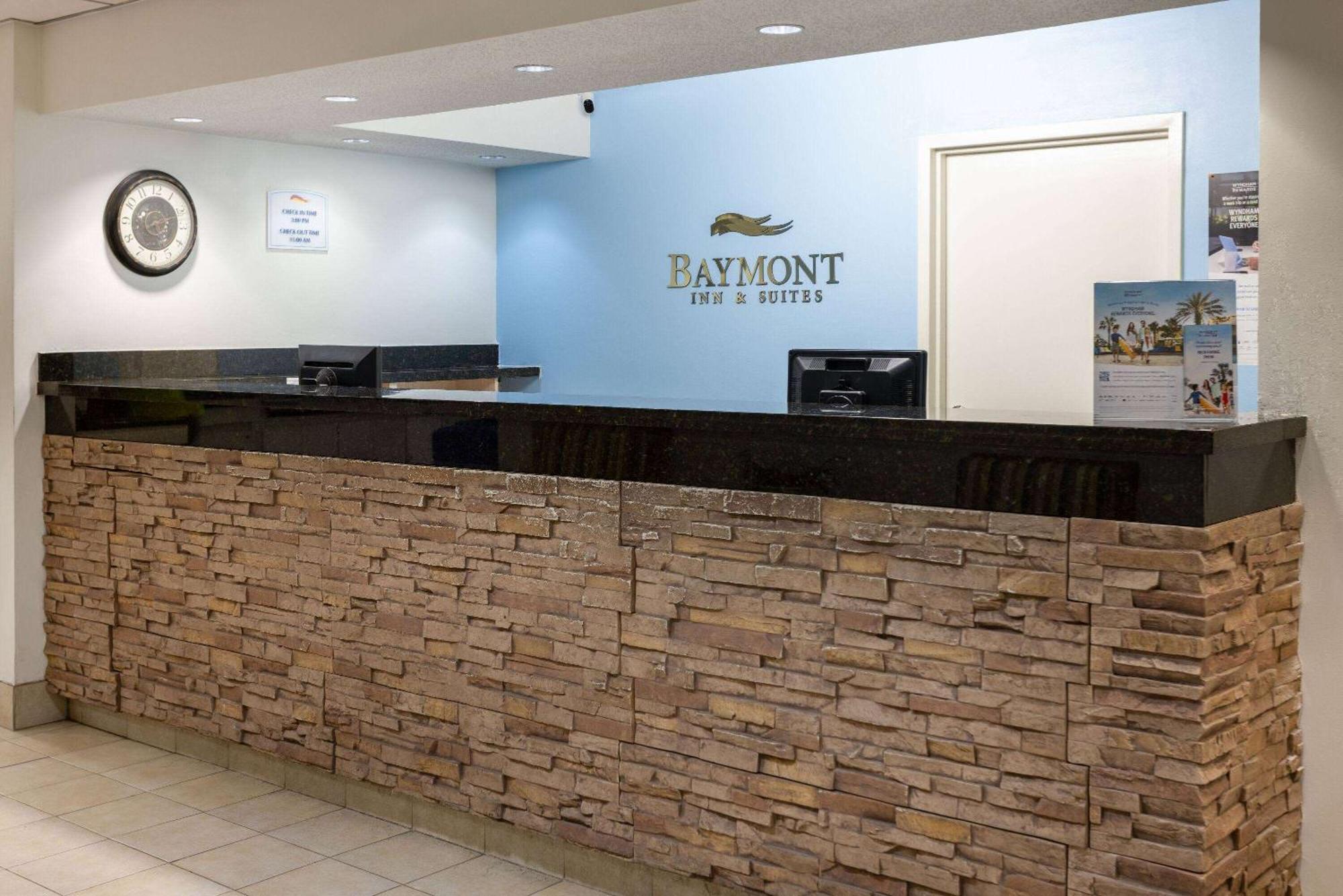Baymont By Wyndham Camp Lejeune Jacksonville Exterior photo